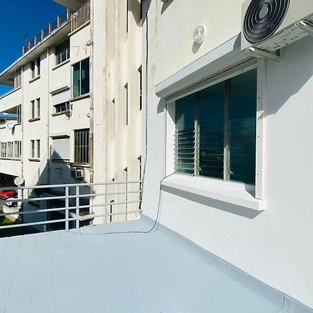 Le Sunshine - Au Coeur Du Centre Ville De Pointe- A- Pitre - Proche De Tout Avec Sa Grande Terrasse Ensoleillee Eksteriør billede